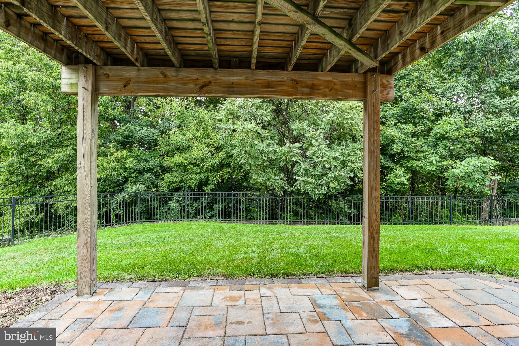 MANOR HEIGHTS - Residential