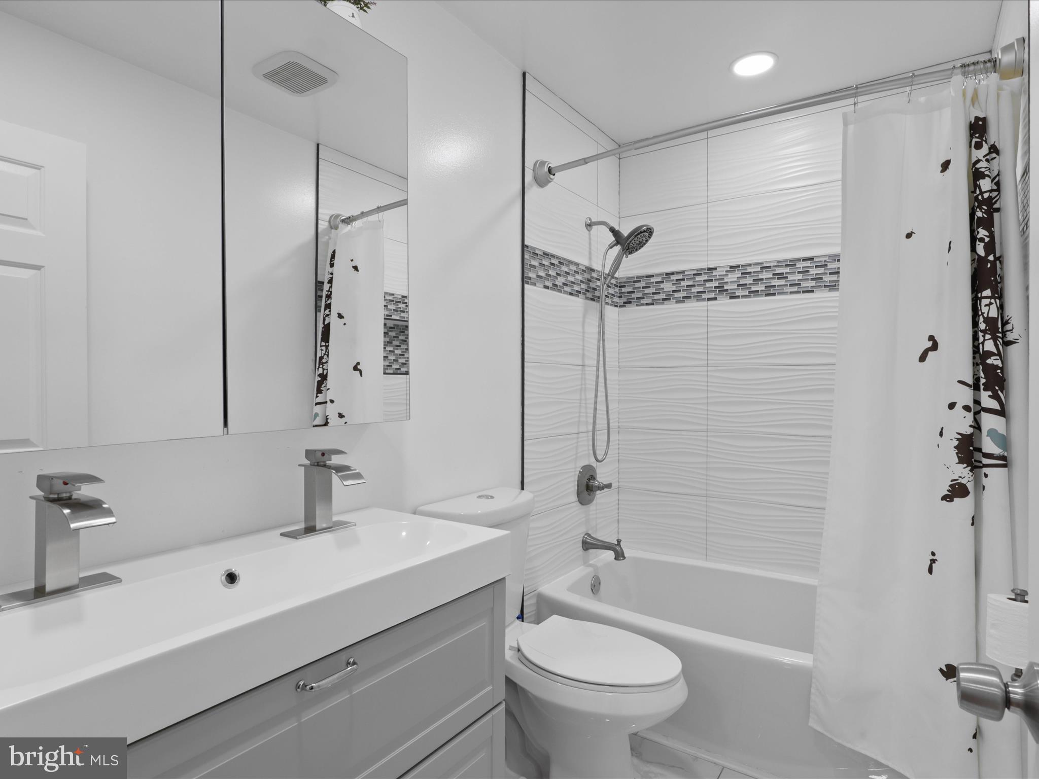 AQUIA HARBOUR - Residential Lease