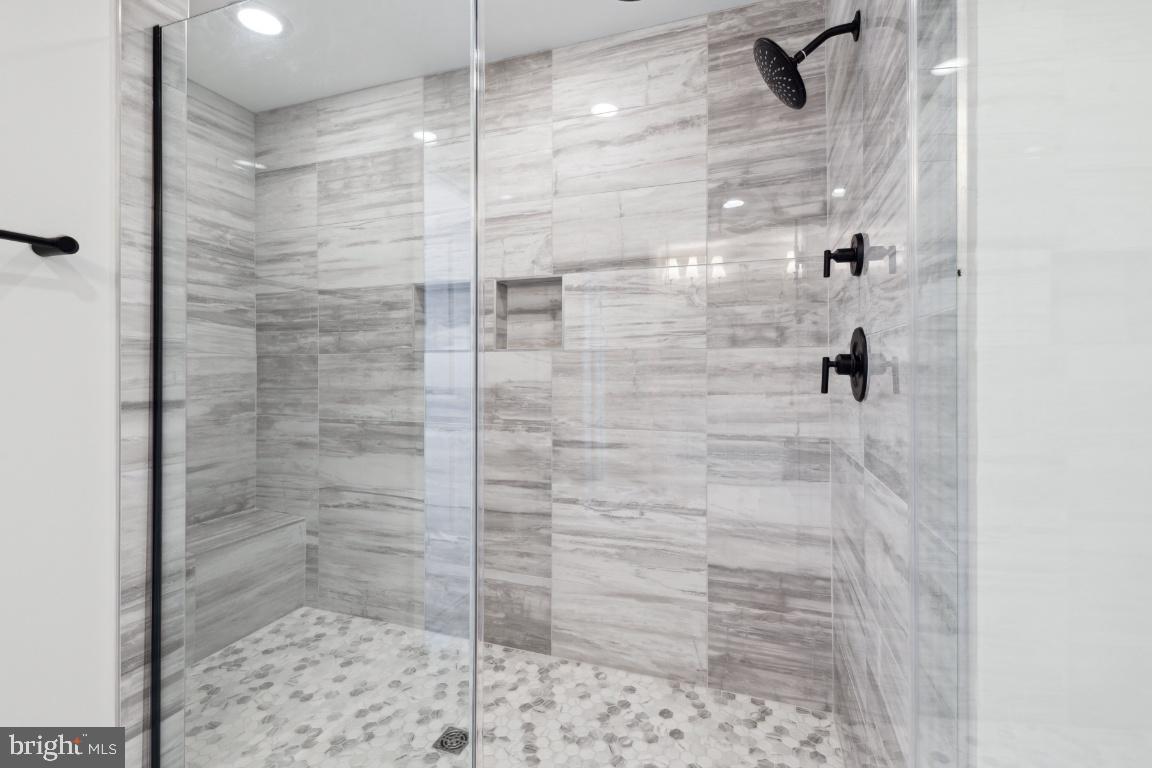 CHAPEL RIDGE - Residential