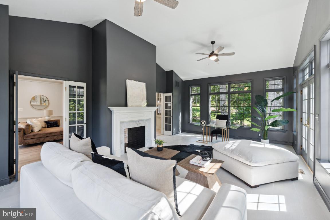 CHAPEL RIDGE - Residential