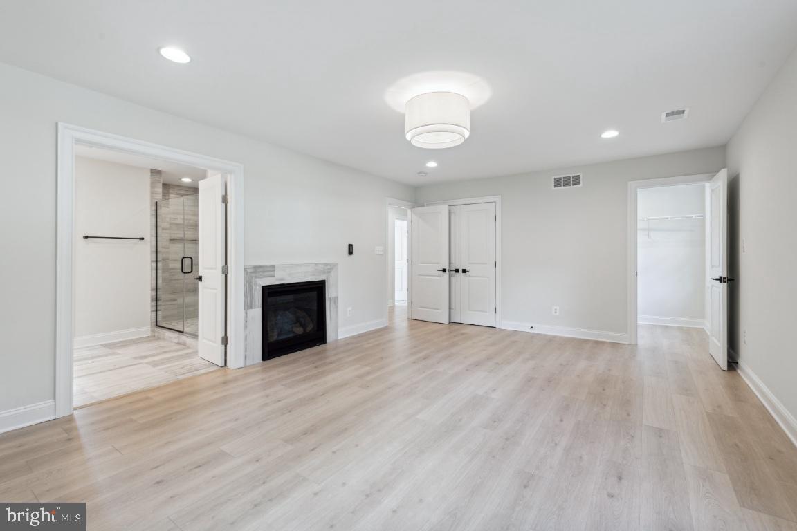 CHAPEL RIDGE - Residential