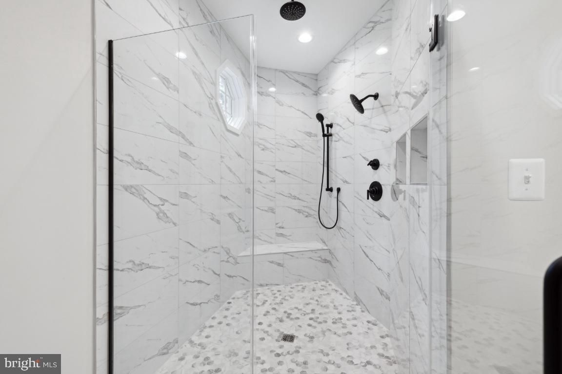 CHAPEL RIDGE - Residential