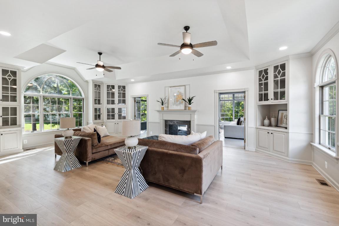 CHAPEL RIDGE - Residential