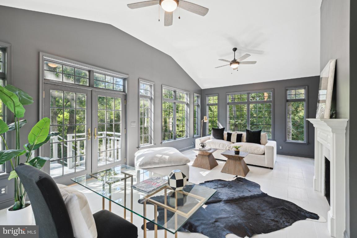 CHAPEL RIDGE - Residential