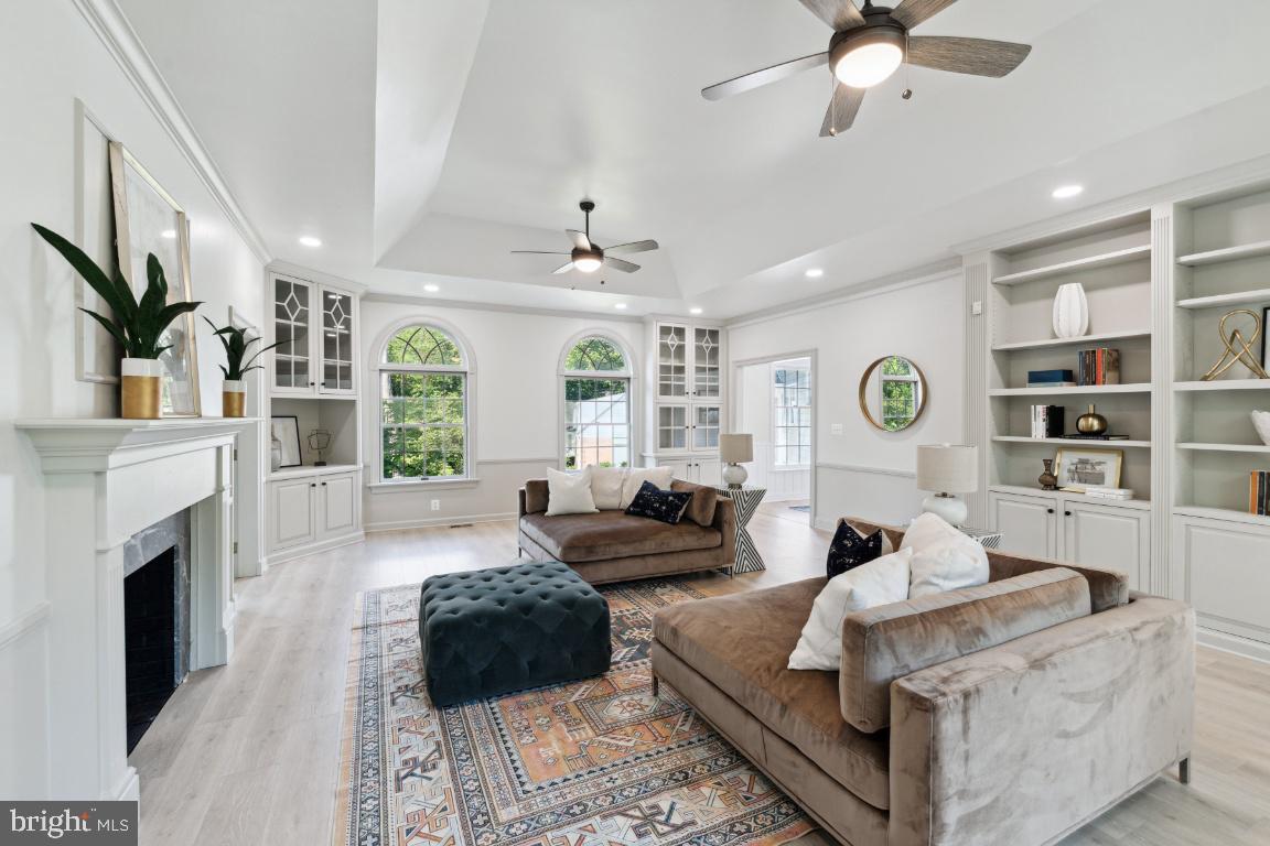 CHAPEL RIDGE - Residential