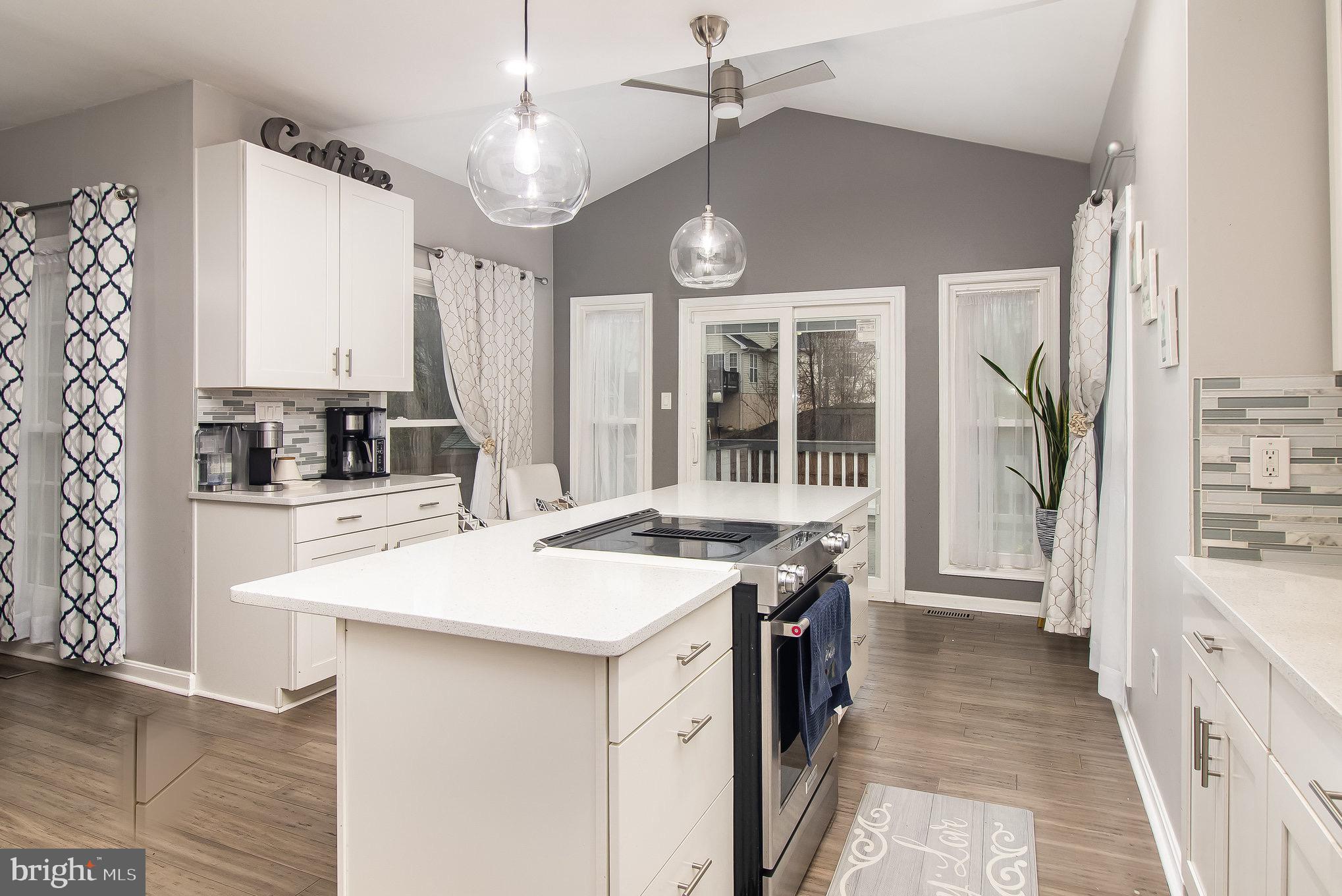 BRENTWOOD ESTATES - Residential