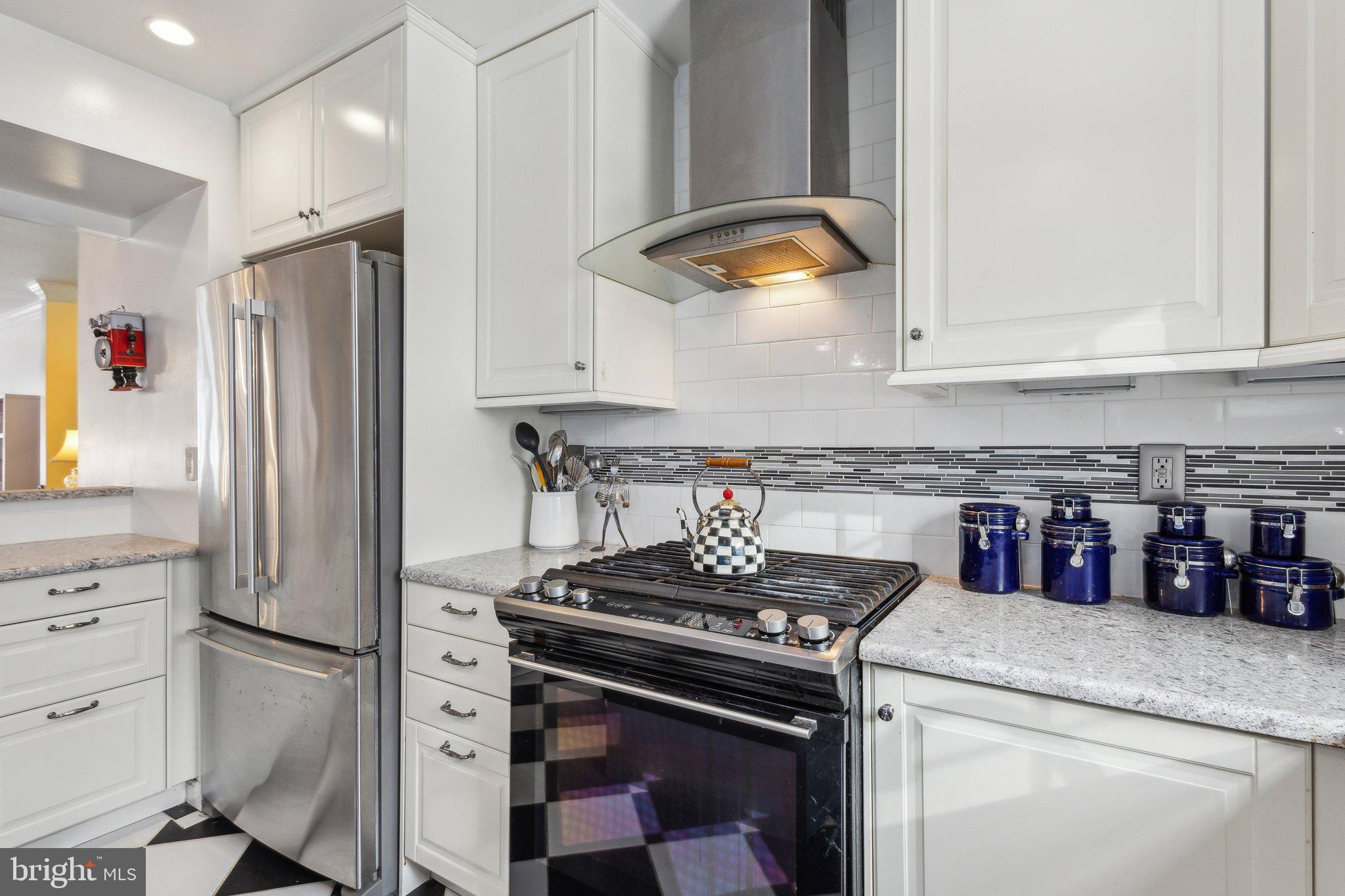 MIDDLEFORD - Residential