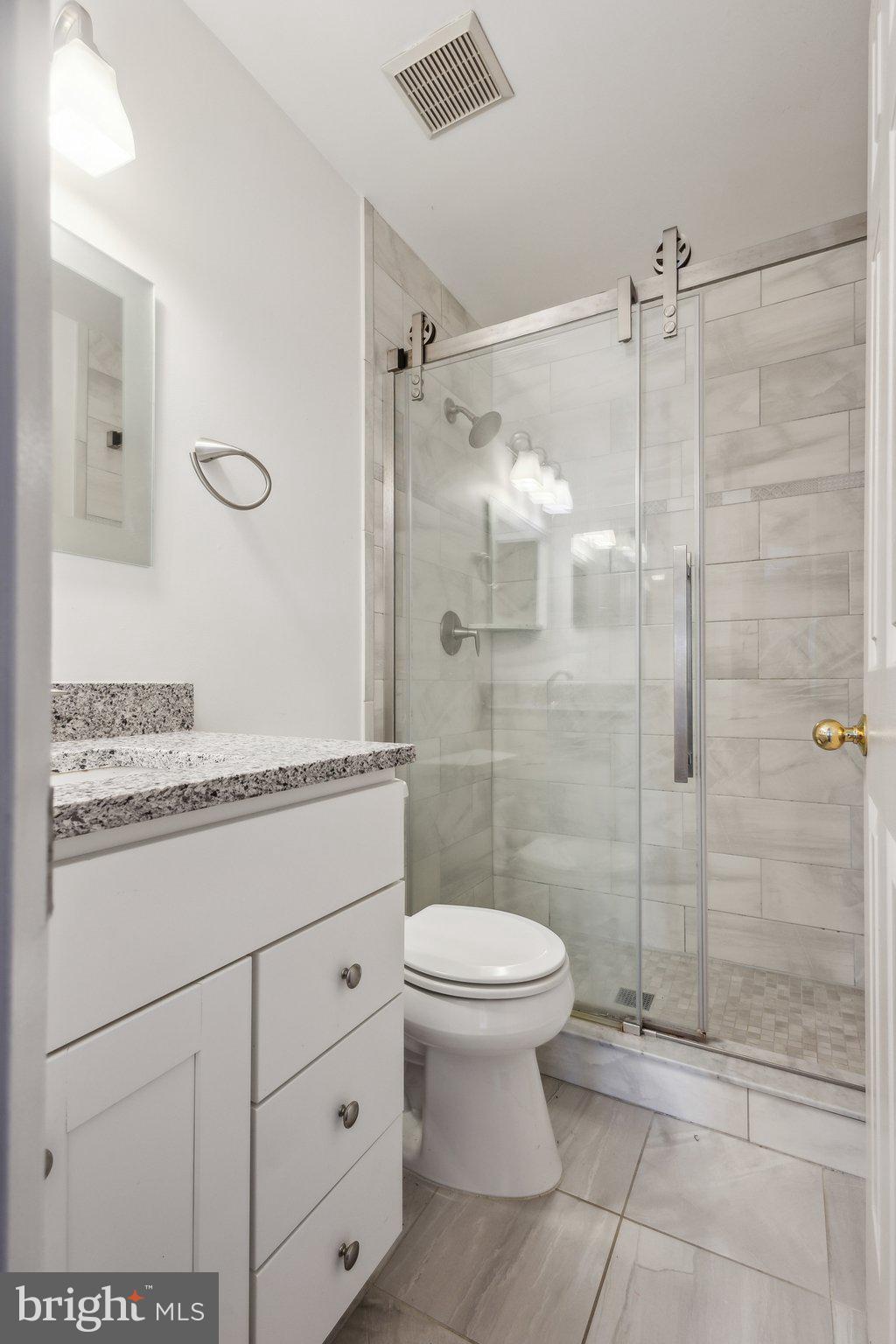 MIDDLEFORD - Residential