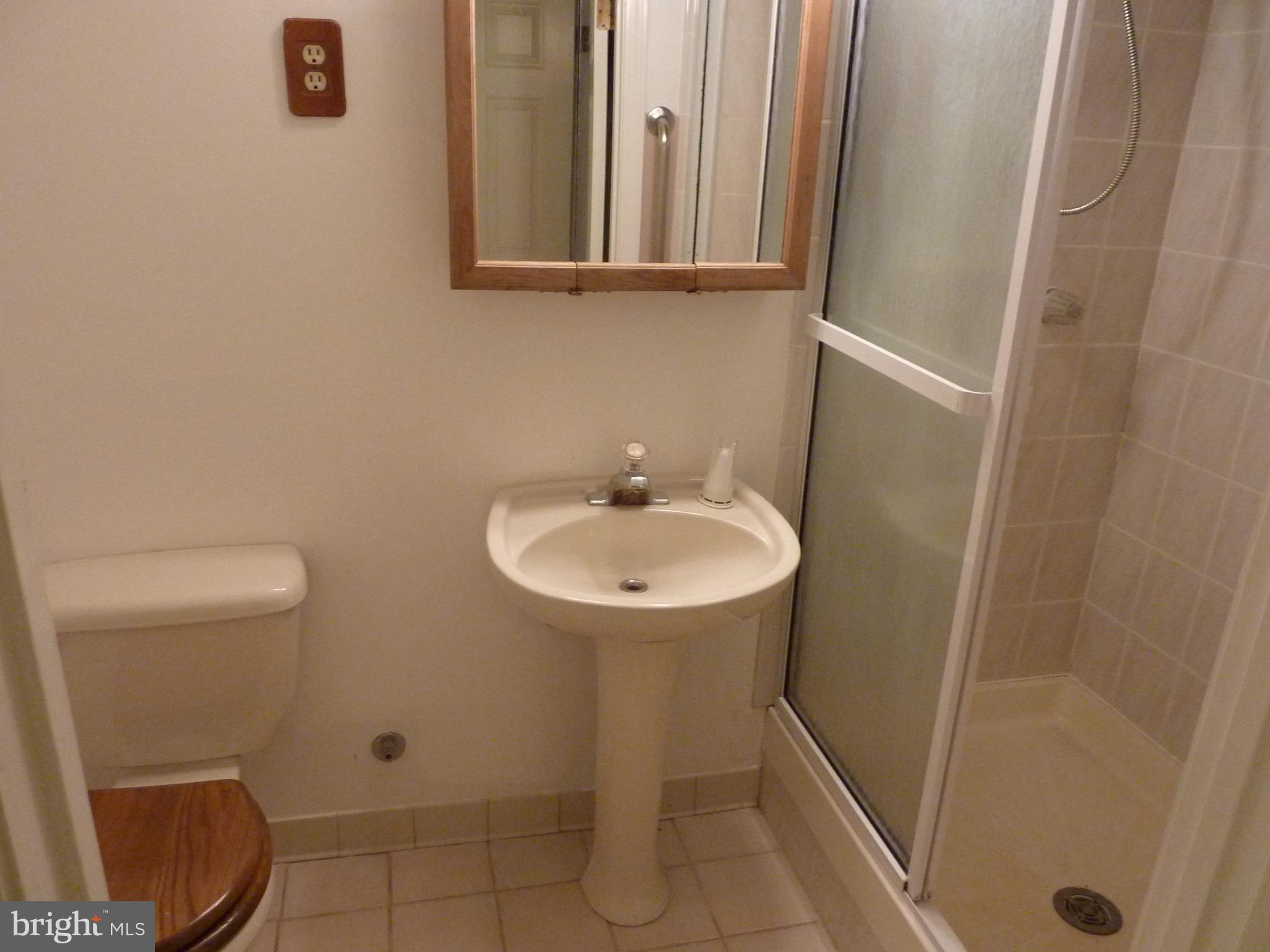 WASHINGTON HILL - Residential Lease