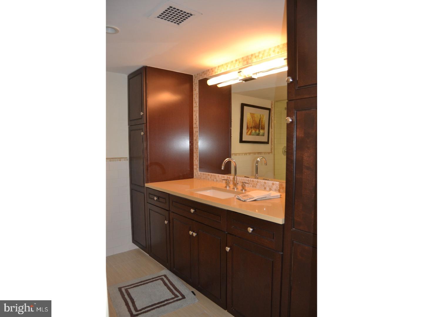 RITTENHOUSE SQUARE - Residential Lease