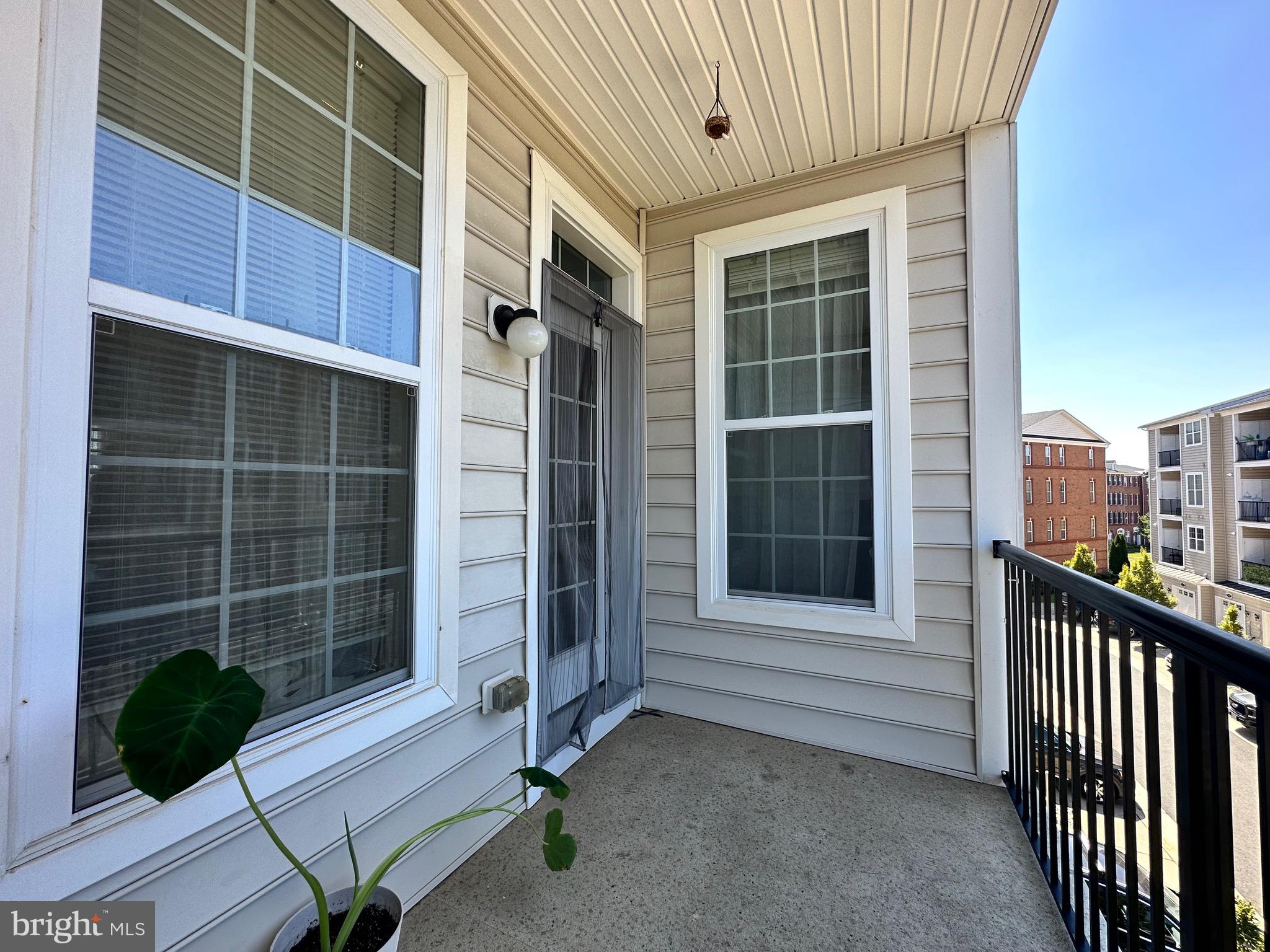 BUCKINGHAM AT LOUDOUN VALLEY - Residential Lease