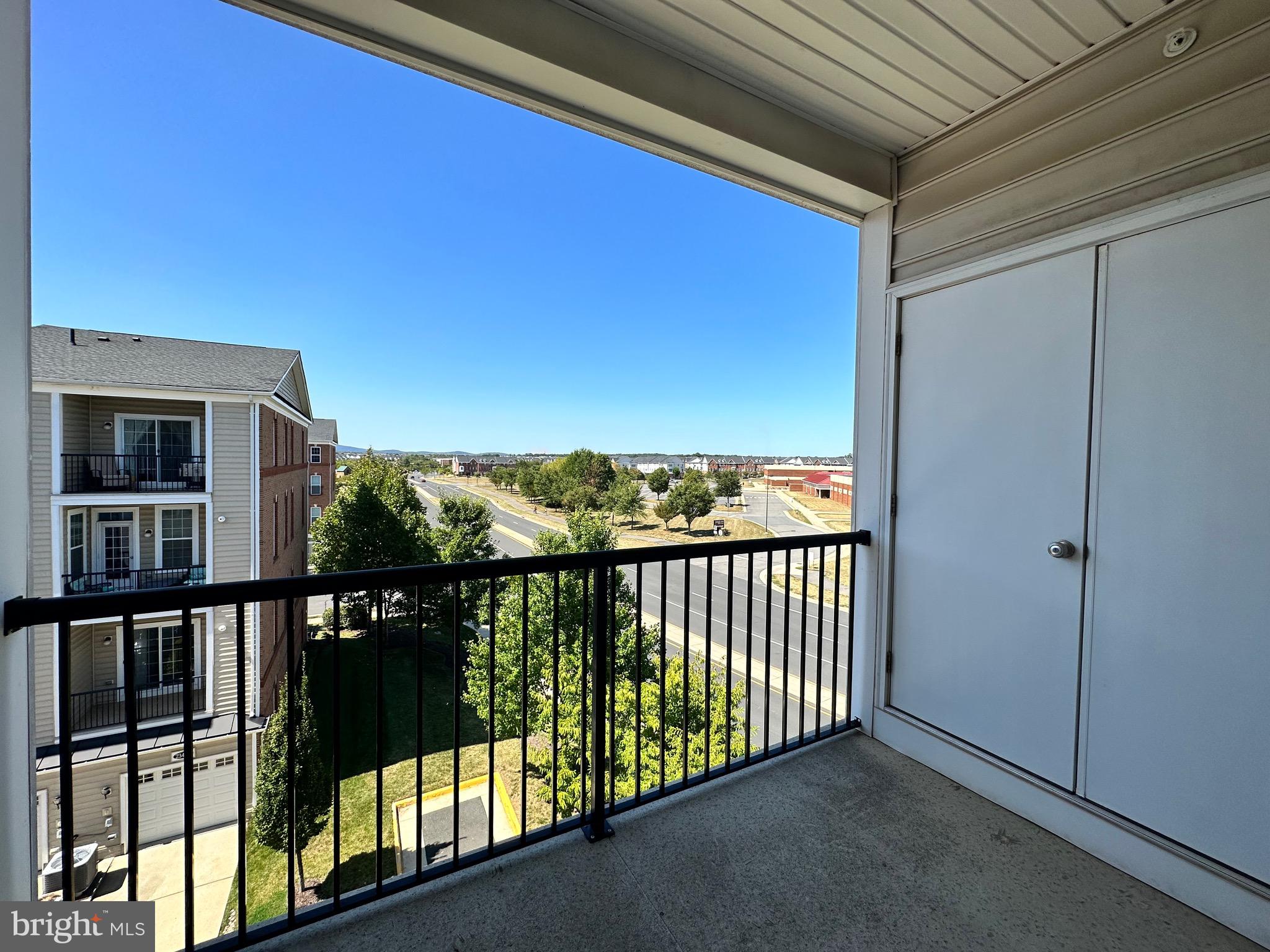 BUCKINGHAM AT LOUDOUN VALLEY - Residential Lease