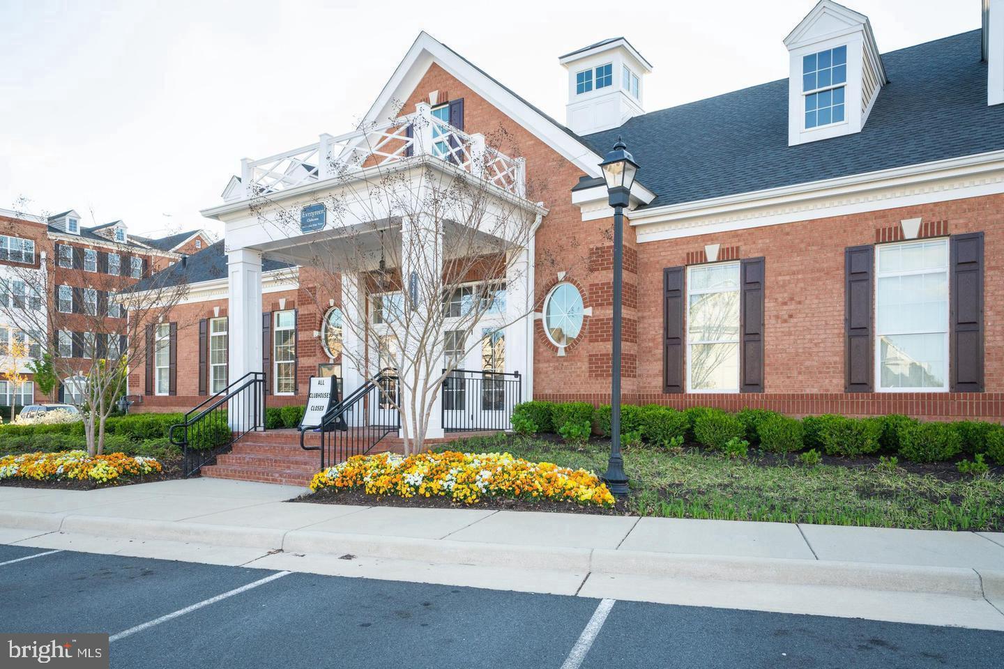 BUCKINGHAM AT LOUDOUN VALLEY - Residential Lease