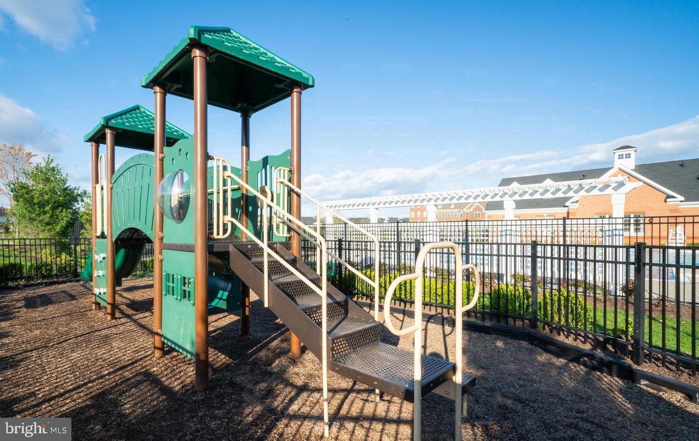 BUCKINGHAM AT LOUDOUN VALLEY - Residential Lease