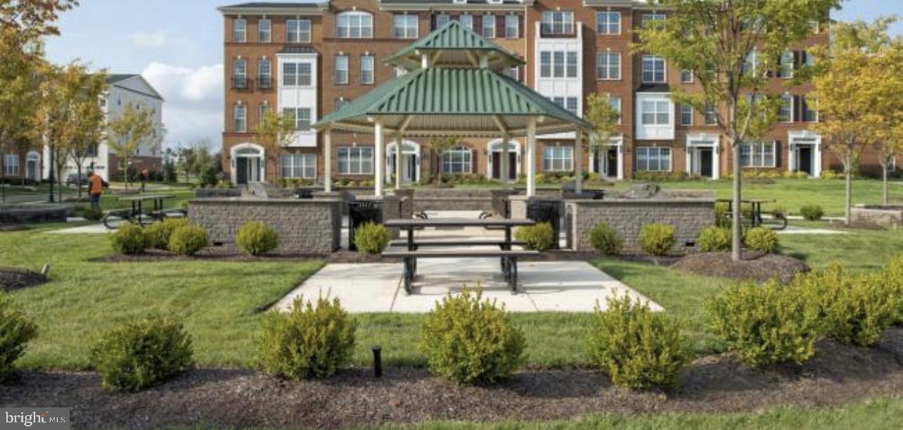 BUCKINGHAM AT LOUDOUN VALLEY - Residential Lease