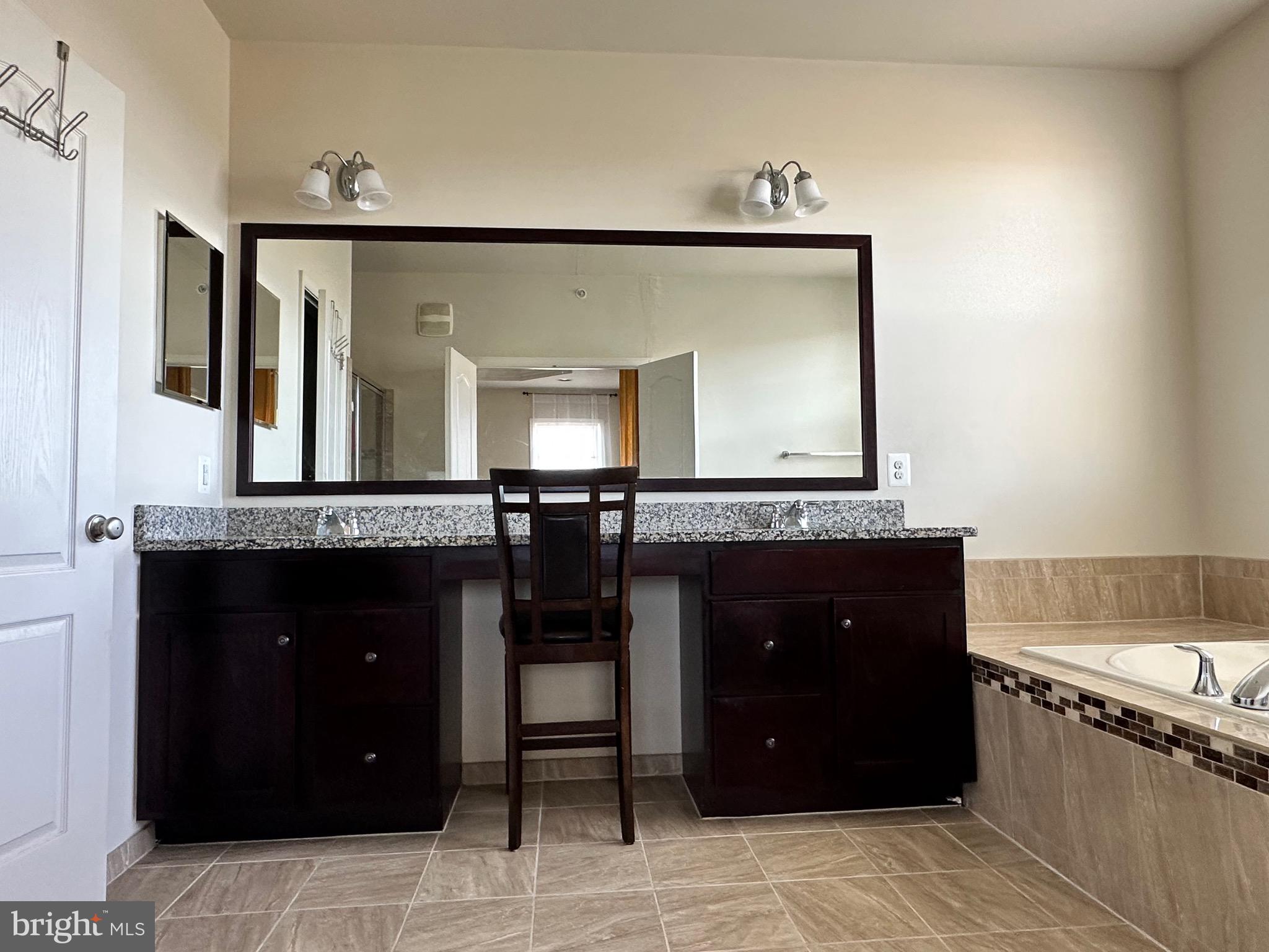 BUCKINGHAM AT LOUDOUN VALLEY - Residential Lease