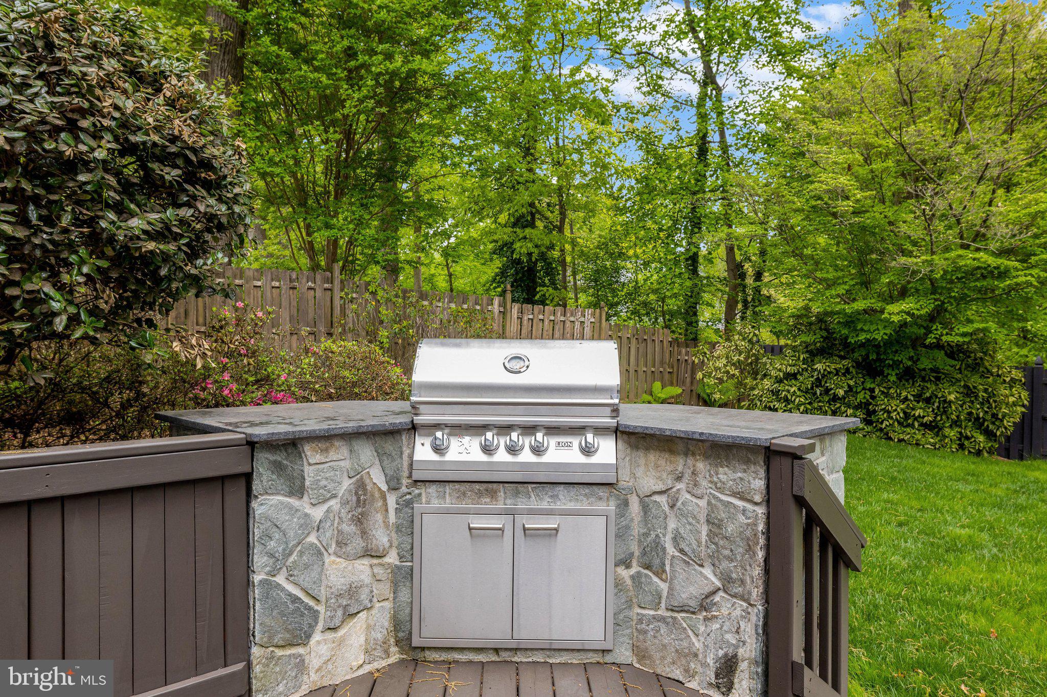 BRIDLE RIDGE - Residential