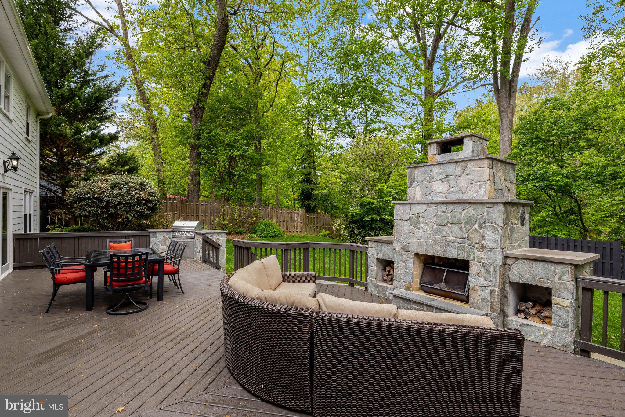 BRIDLE RIDGE - Residential
