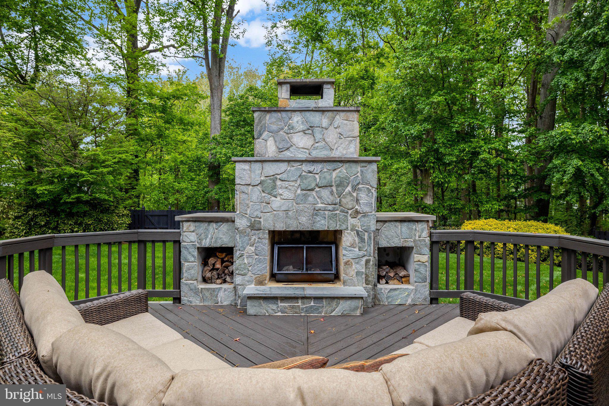BRIDLE RIDGE - Residential
