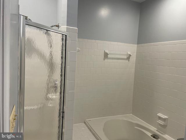 SPRING MILL CONDOMINIUM - Residential