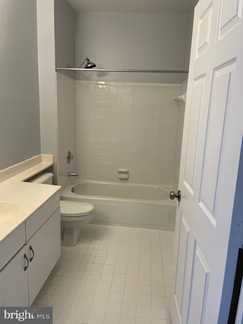 SPRING MILL CONDOMINIUM - Residential