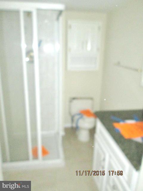 LAKE SHORE - Residential