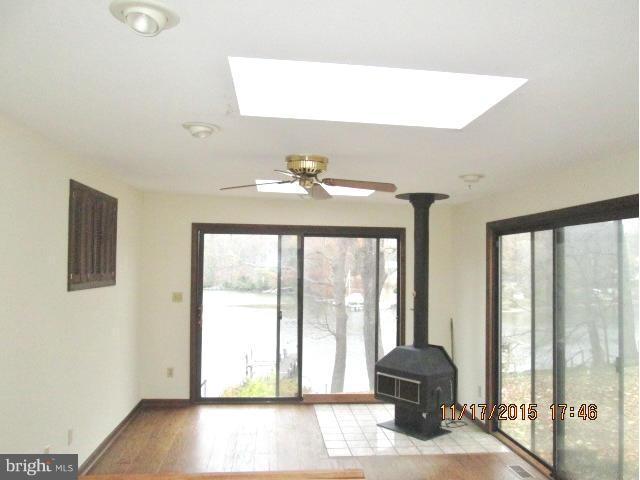 LAKE SHORE - Residential