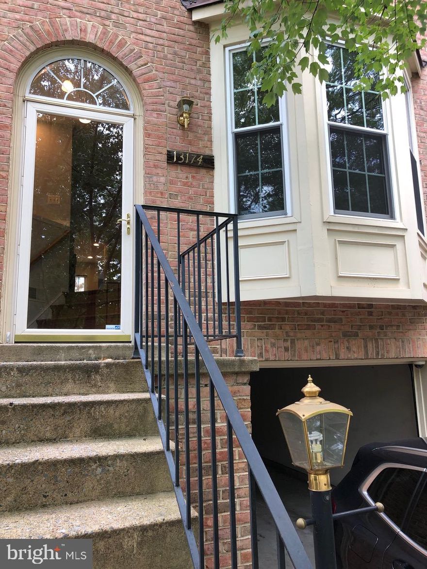 Great find!  This beautiful and spacious townhome ! 

Hardwood floors throughout the entire main level, Corian countertops w/porcelain kitchen sink,  3 level bump out gives extra spaciousness to entertain friends and family. * 3 sided fireplace between LR & DR. Garage door opener.  * Close to Dulles airport.  *Pets are case by case.  Property is avail 10/1/2021.