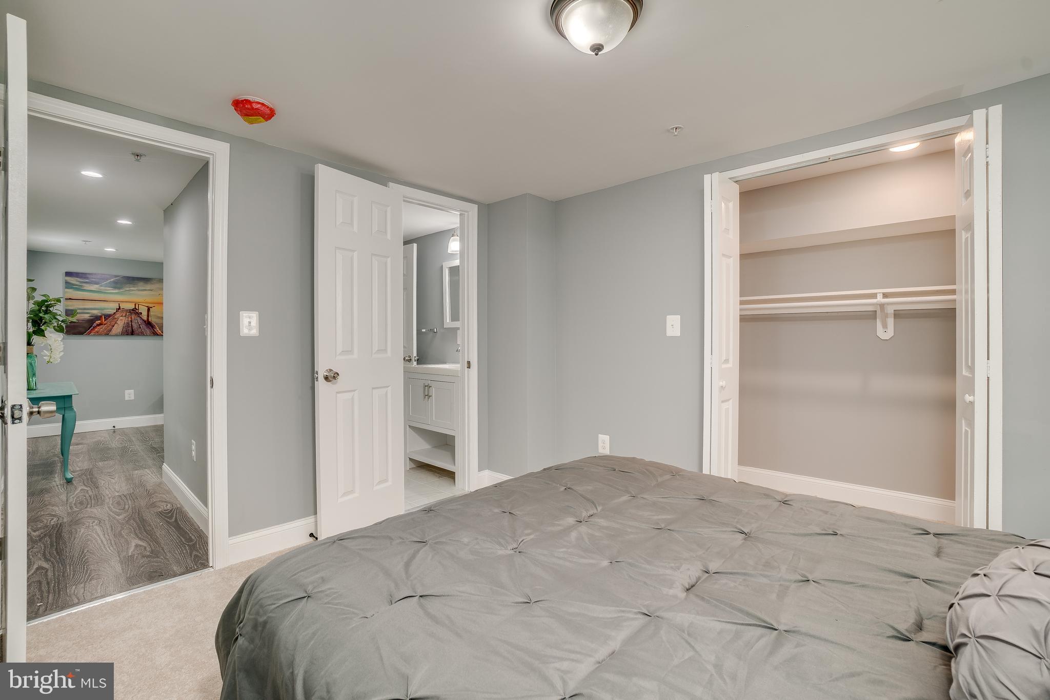 ELKRIDGE TOWN CENTER - Residential