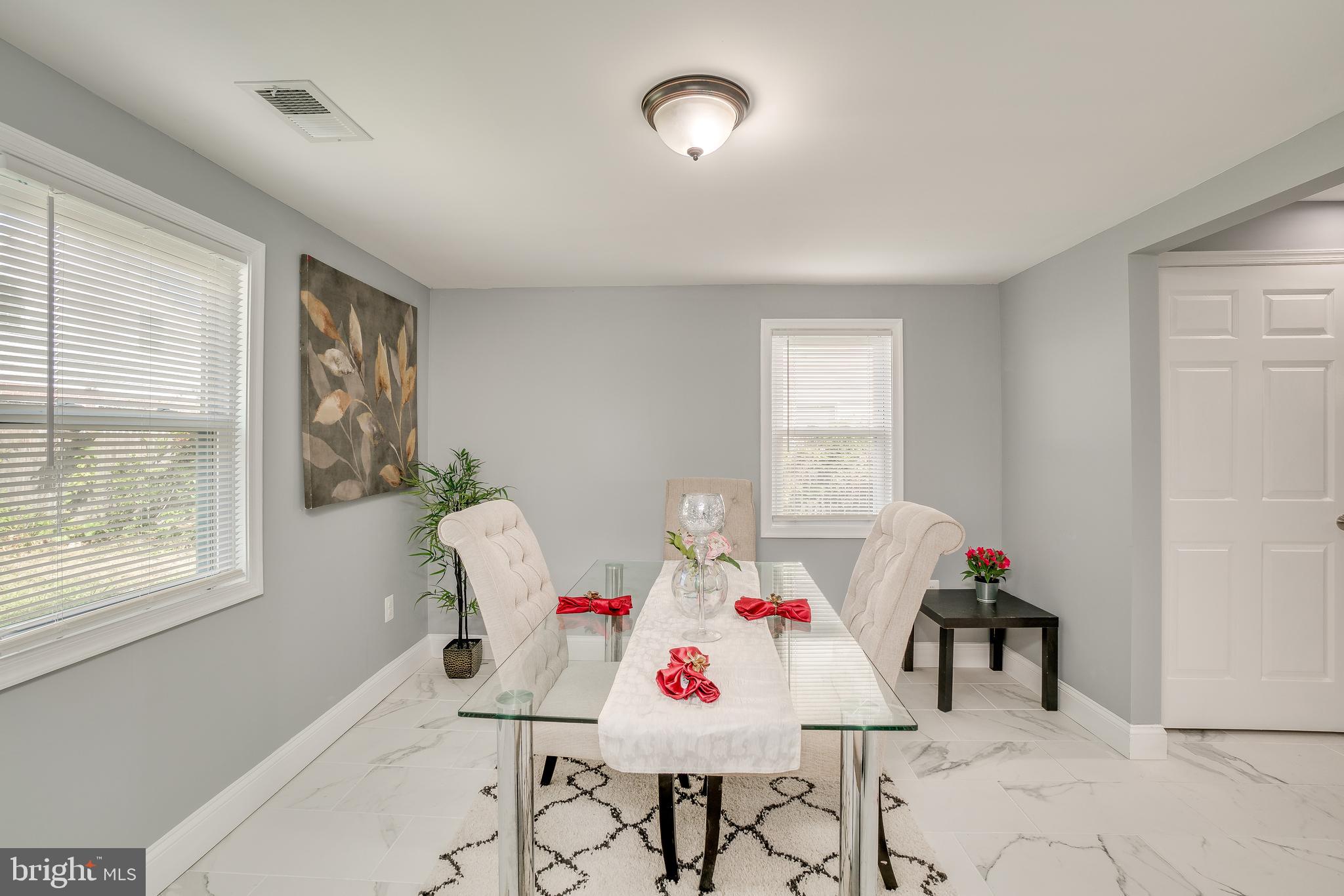 ELKRIDGE TOWN CENTER - Residential