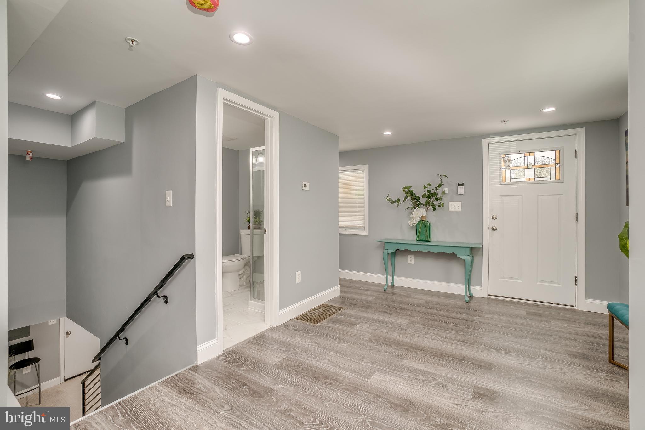 ELKRIDGE TOWN CENTER - Residential