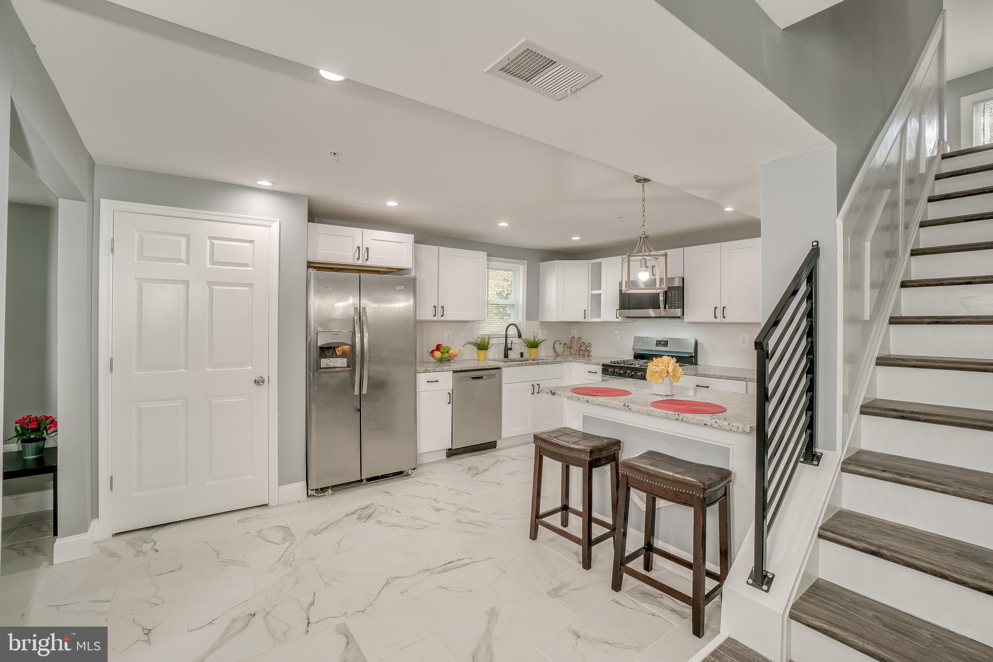 ELKRIDGE TOWN CENTER - Residential