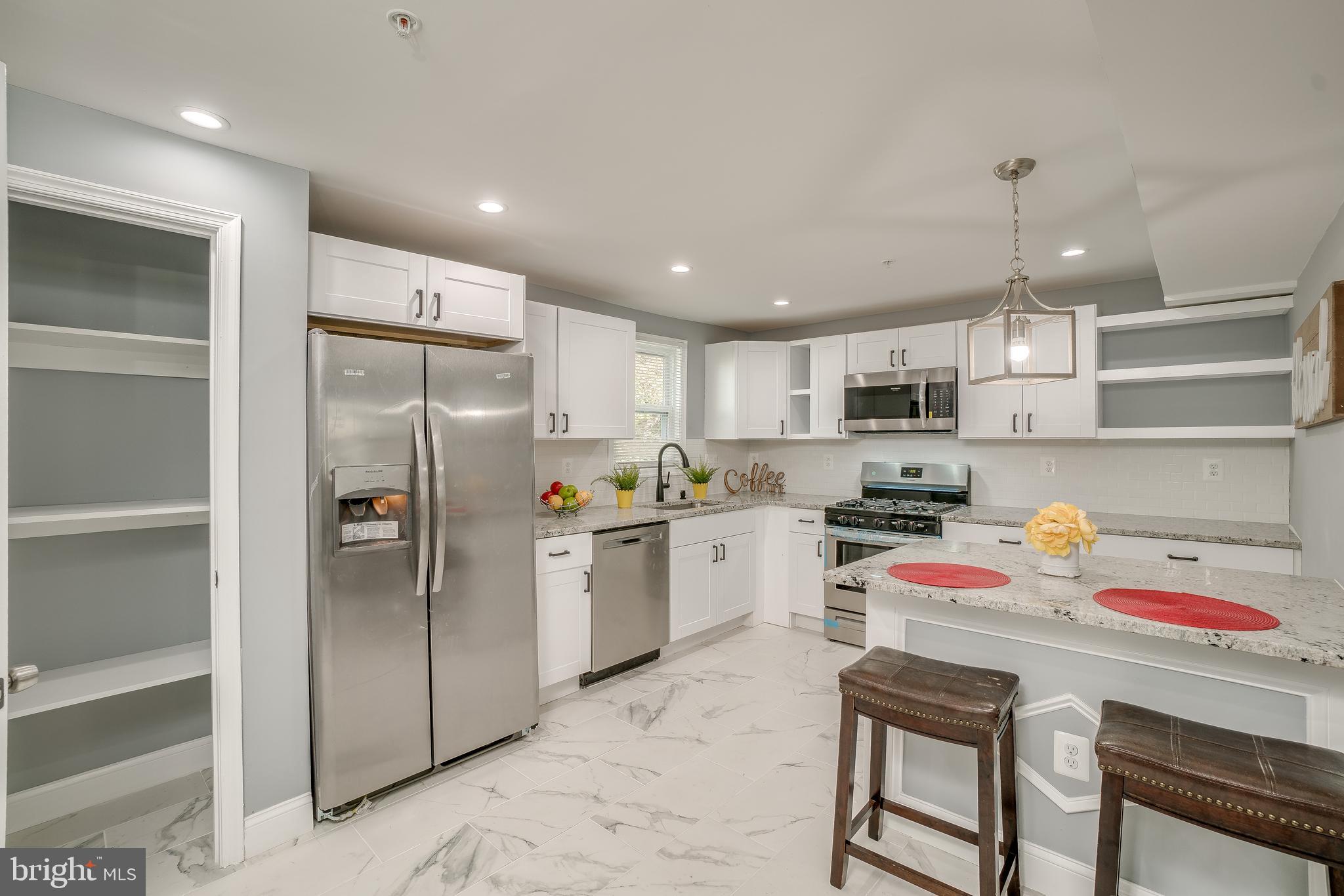 ELKRIDGE TOWN CENTER - Residential