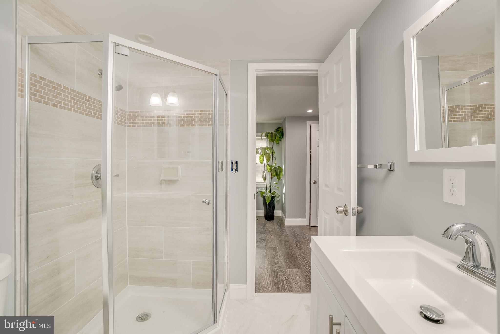 ELKRIDGE TOWN CENTER - Residential