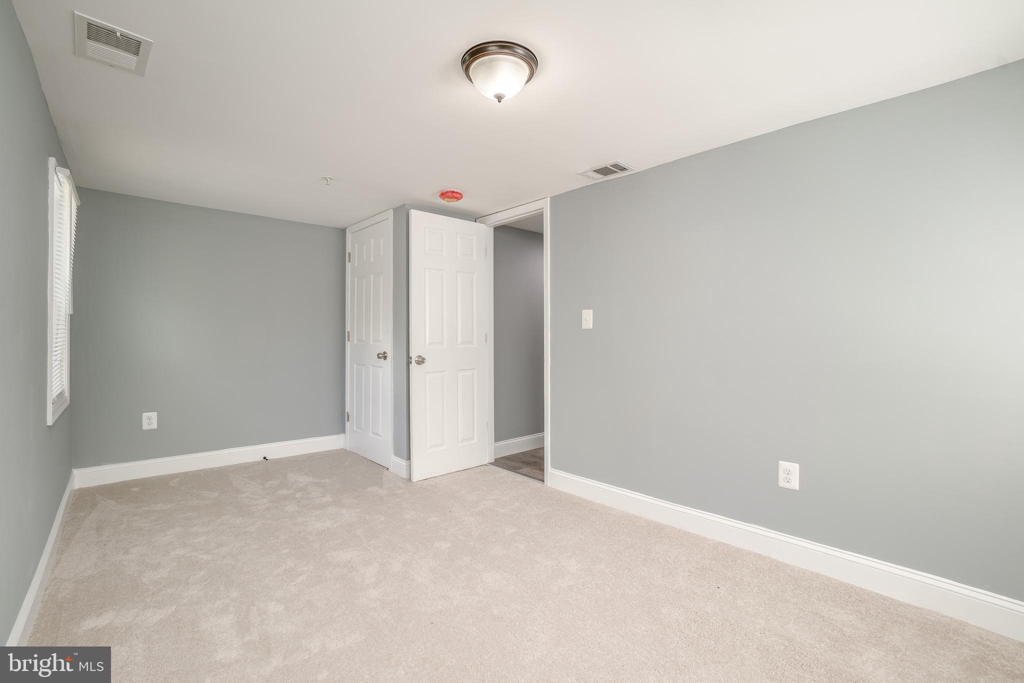 ELKRIDGE TOWN CENTER - Residential