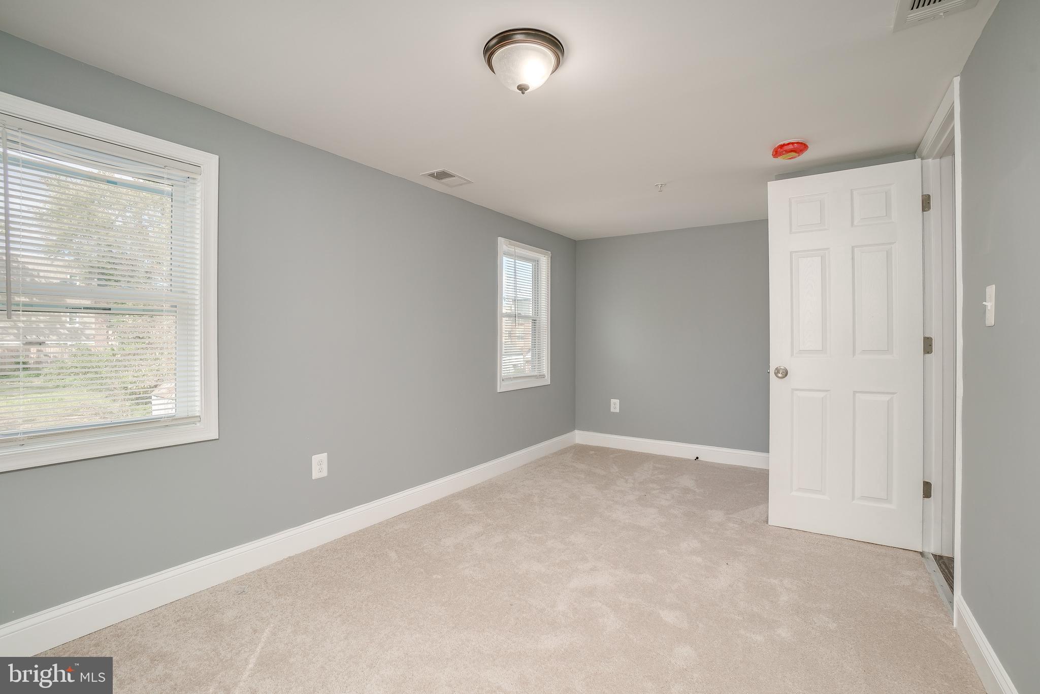 ELKRIDGE TOWN CENTER - Residential