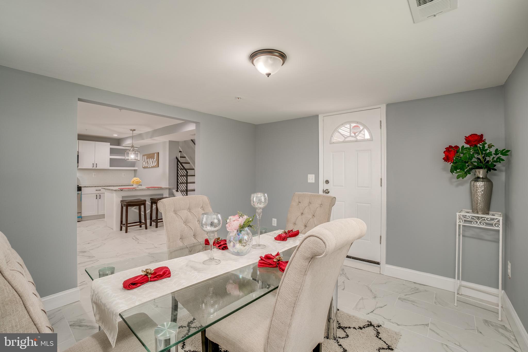 ELKRIDGE TOWN CENTER - Residential