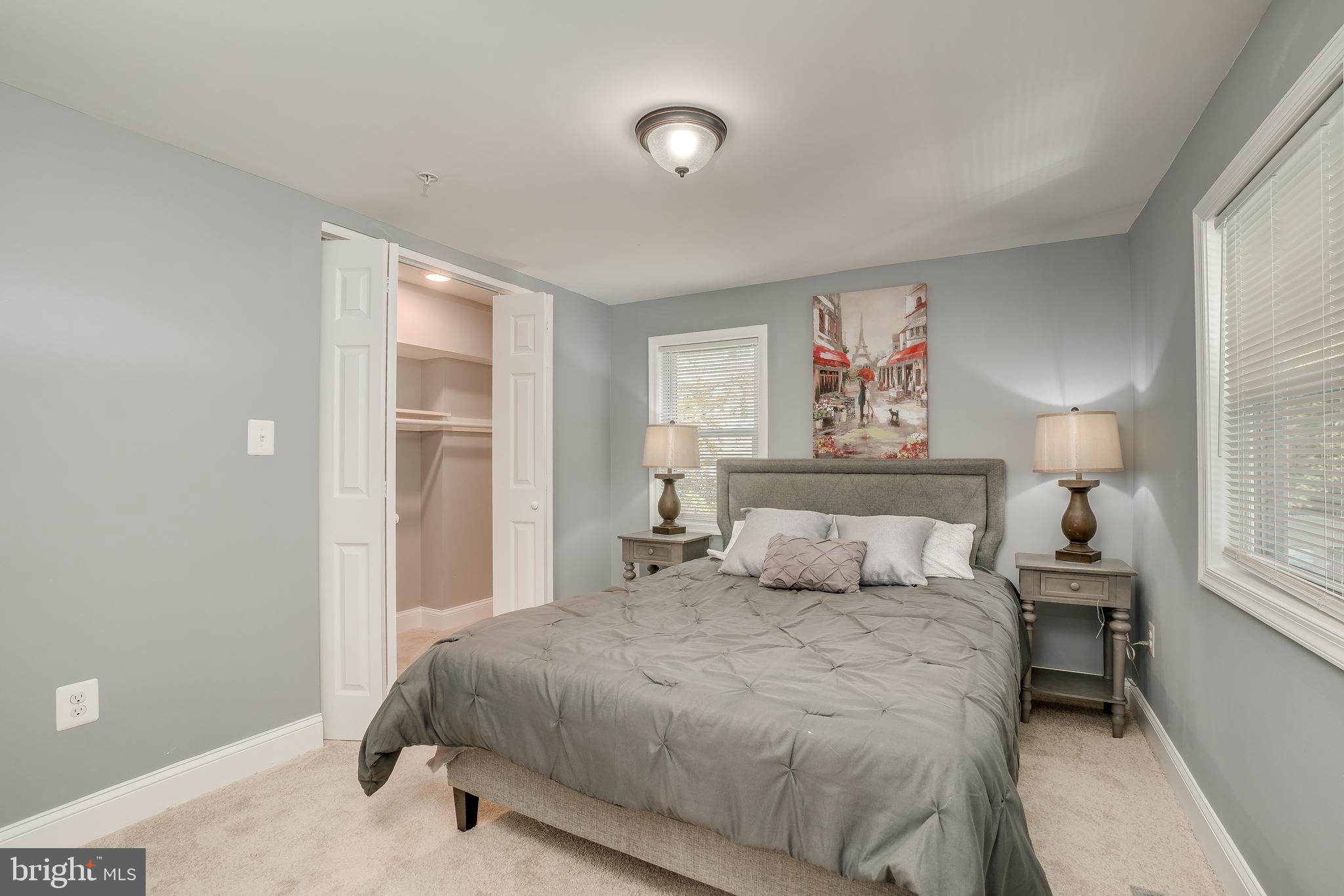 ELKRIDGE TOWN CENTER - Residential