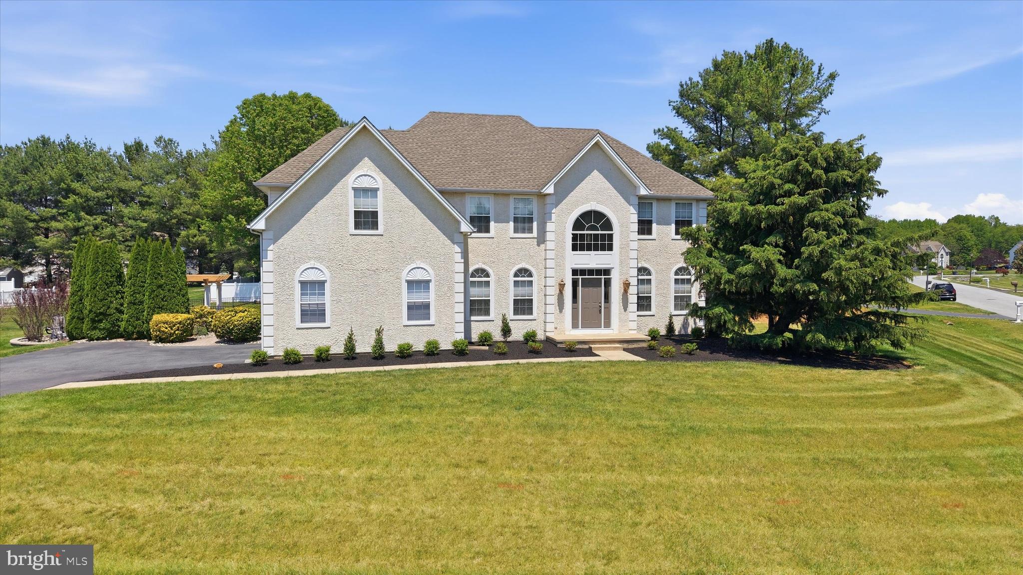 112 SWEETHOLLOW DRIVE