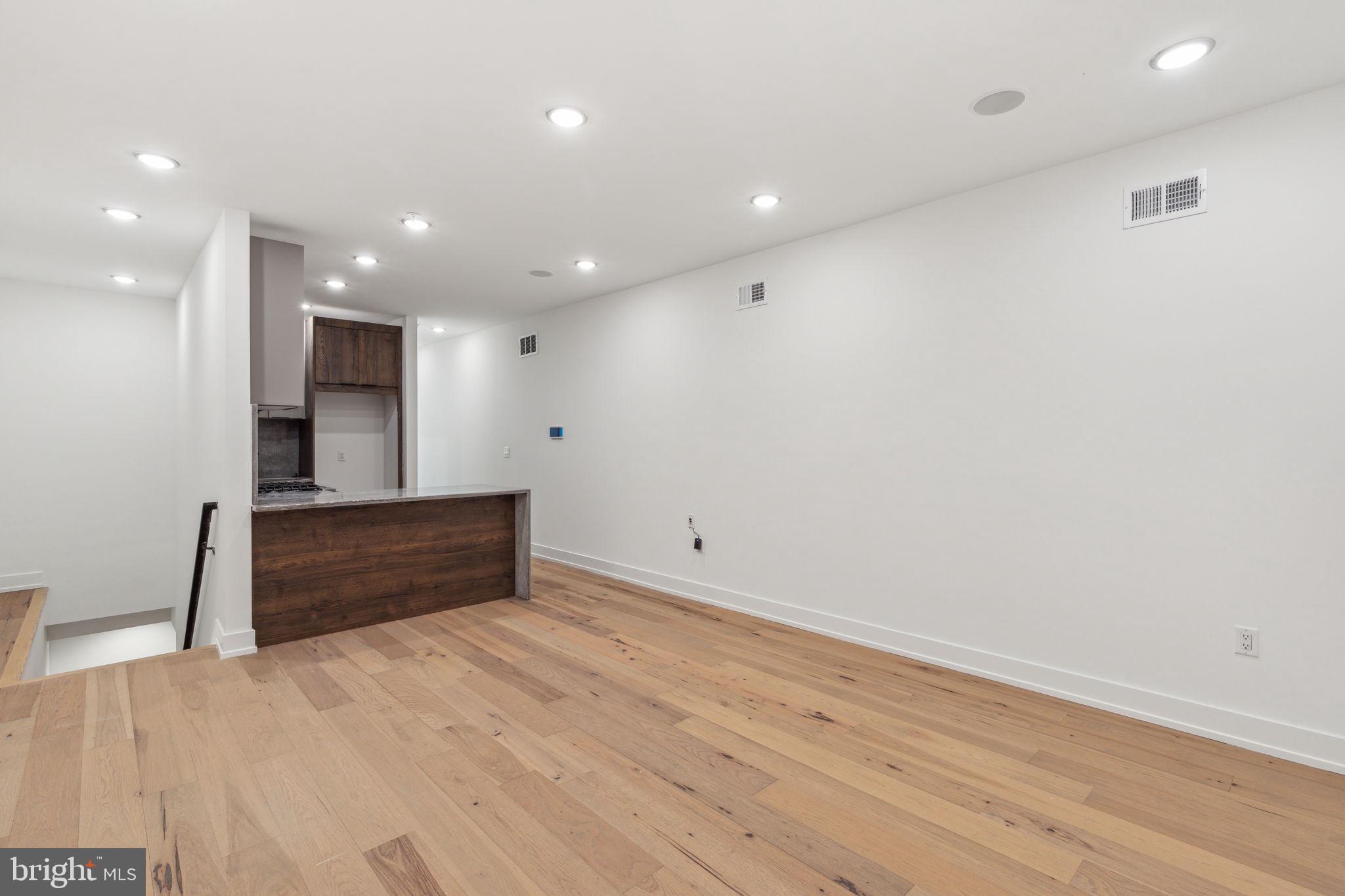 1214 E SUSQUEHANNA AVENUE A