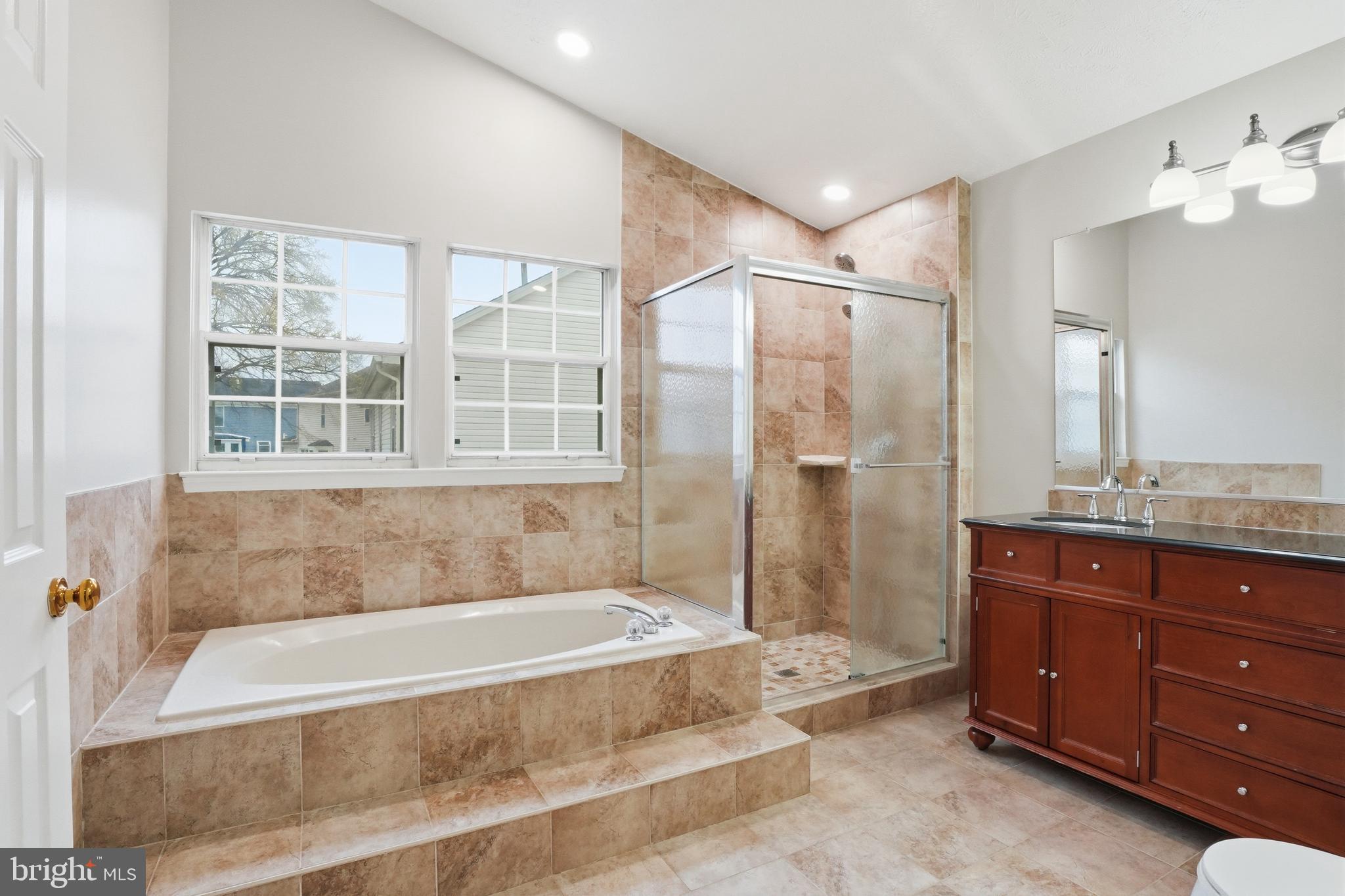 CONFEDERATE RIDGE - Residential