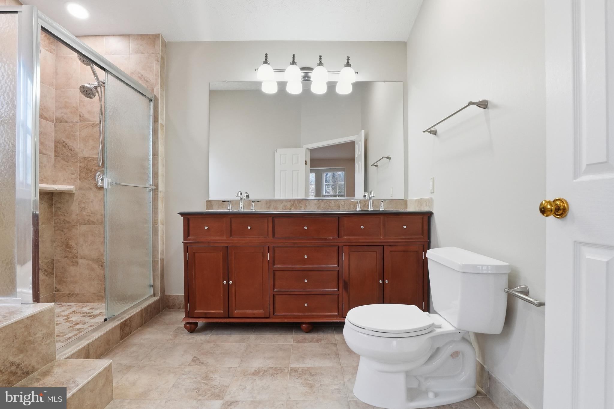 CONFEDERATE RIDGE - Residential