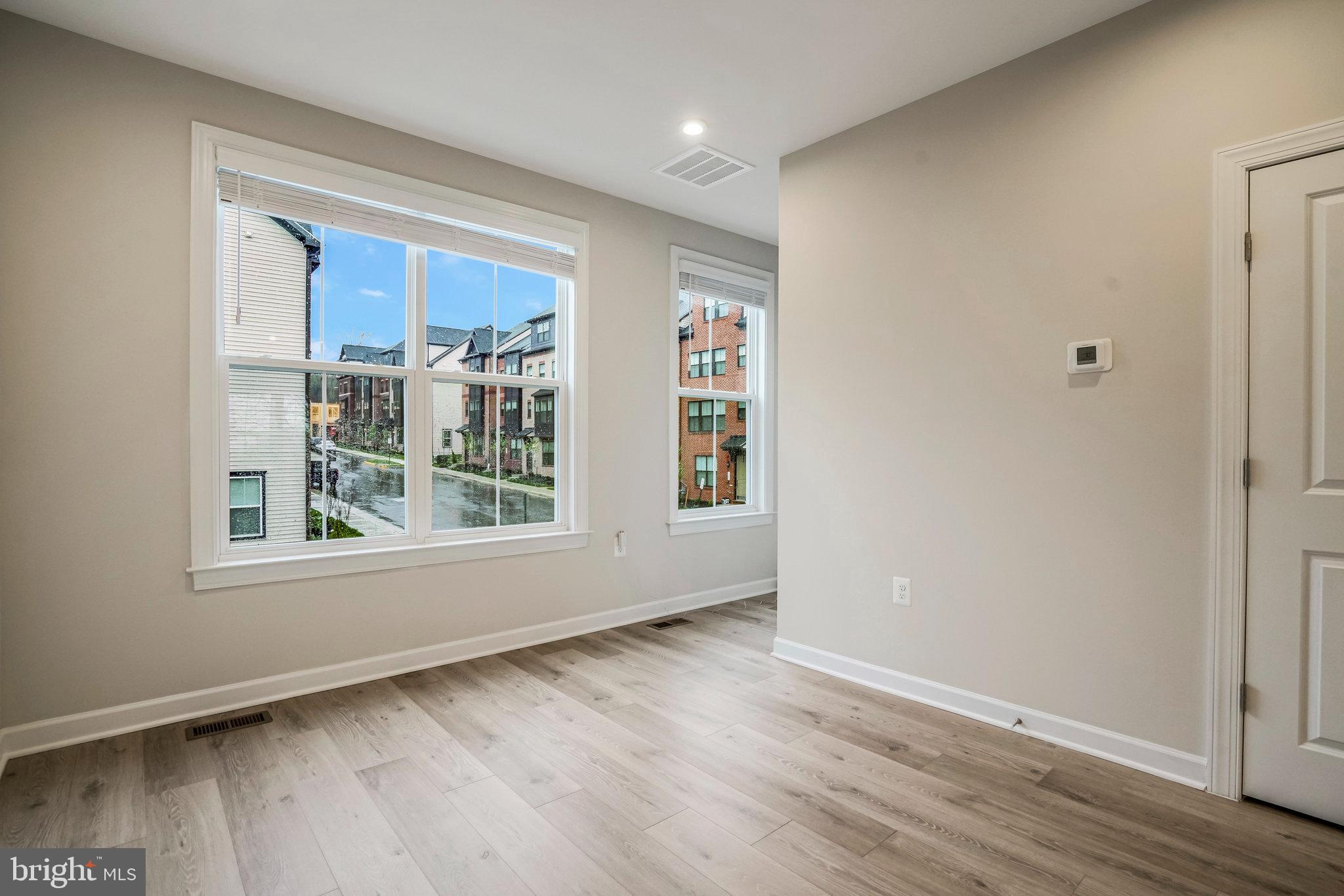 NORTH HILL - Residential Lease