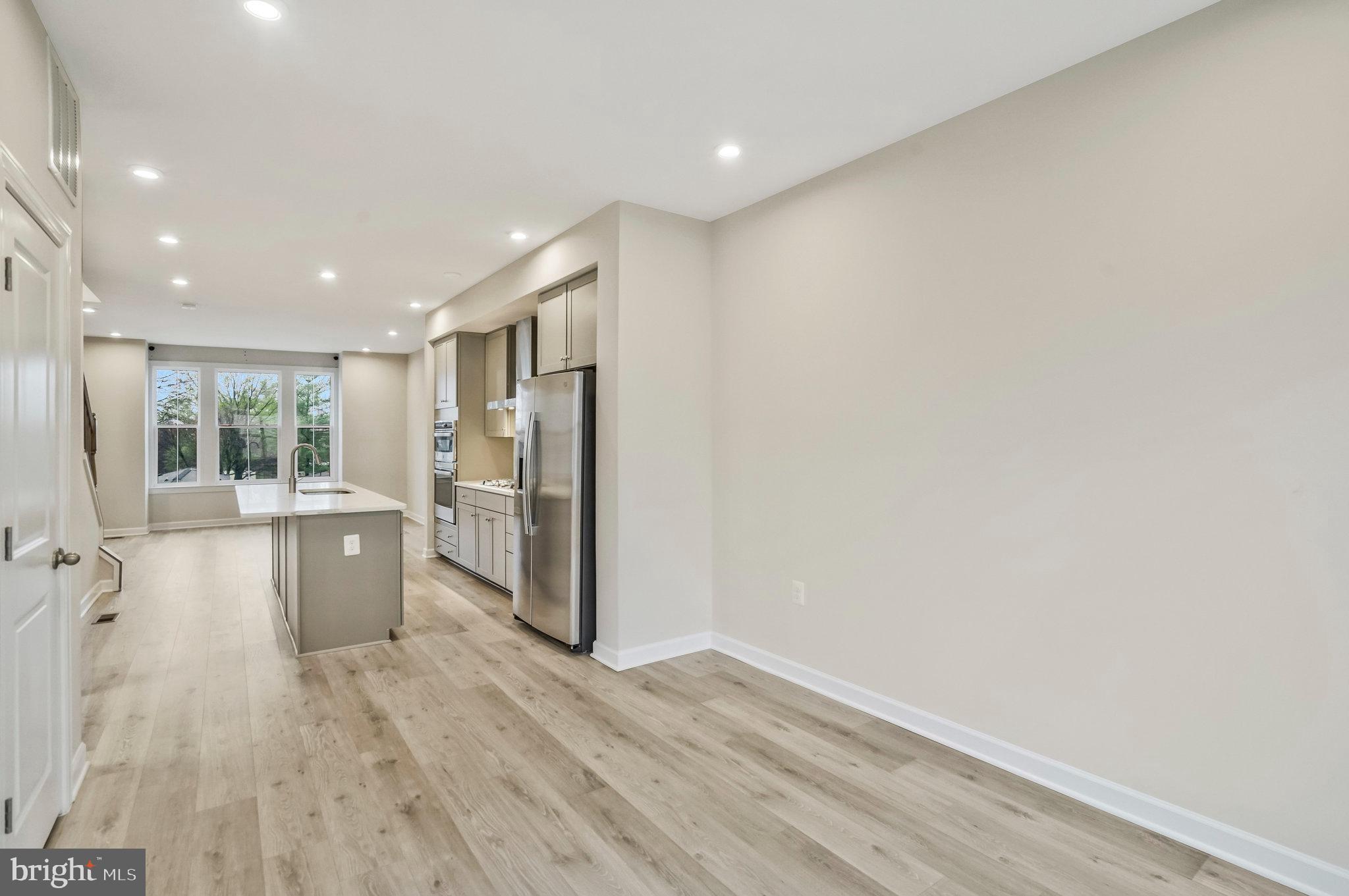 NORTH HILL - Residential Lease