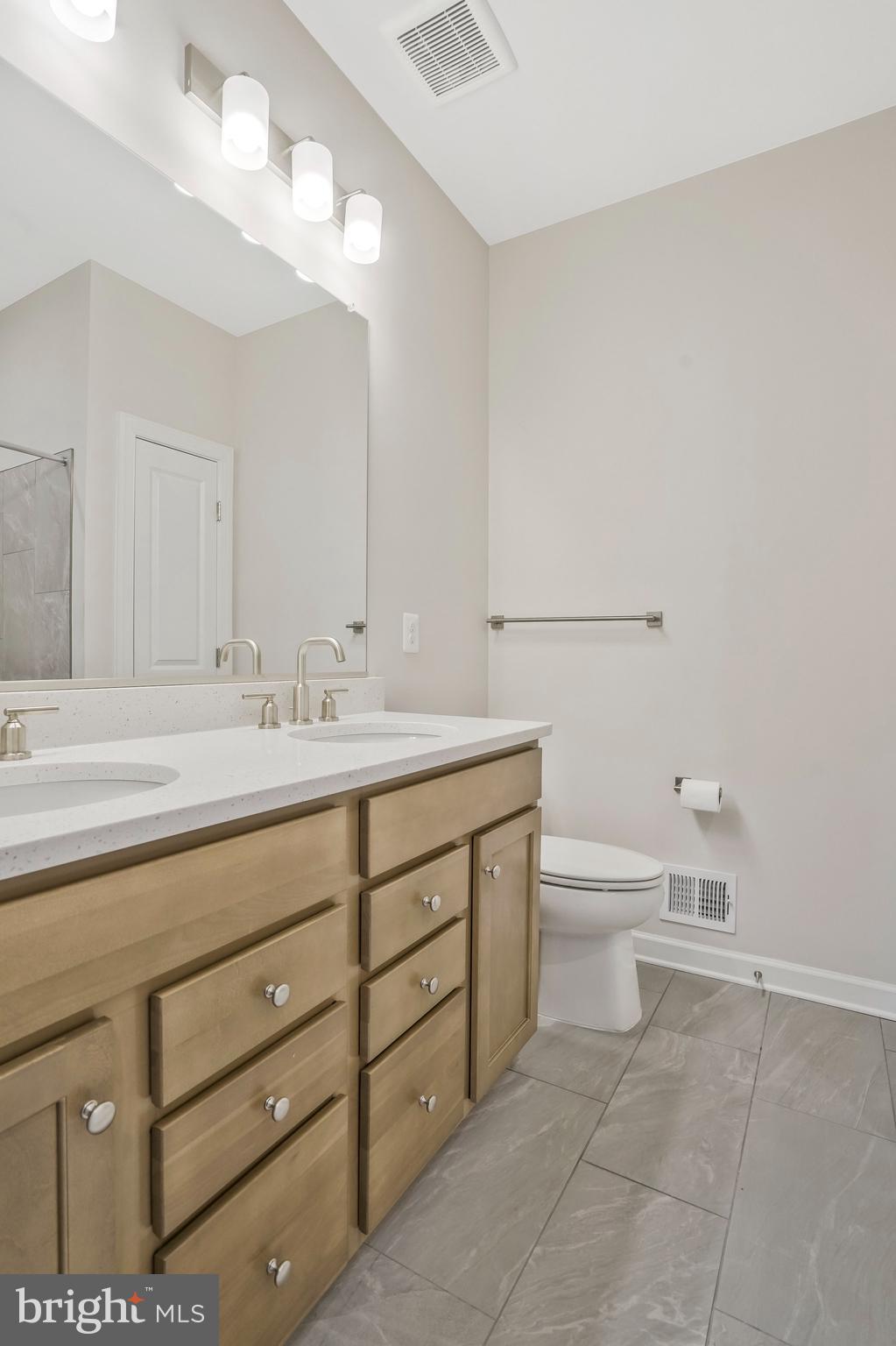 NORTH HILL - Residential Lease