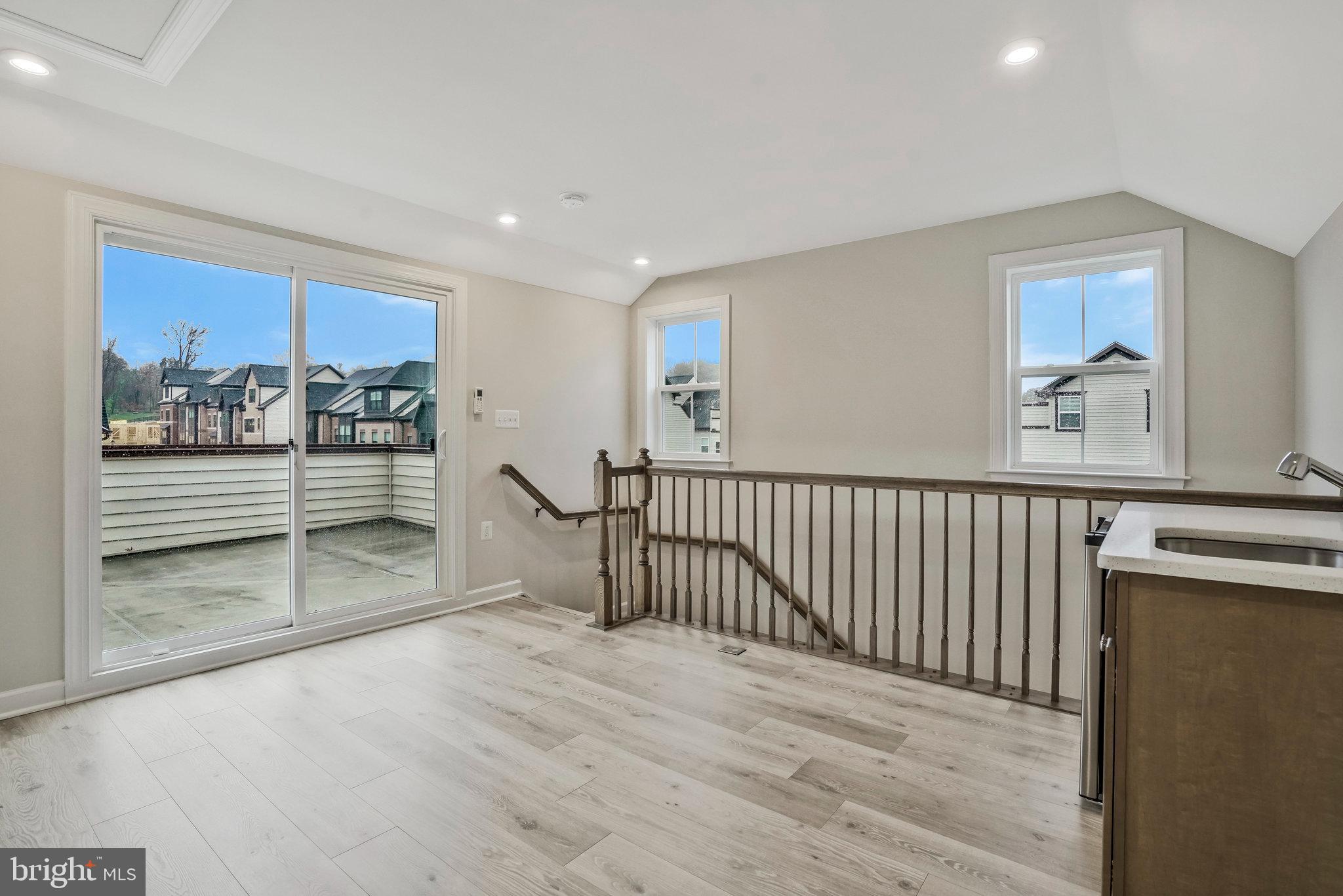 NORTH HILL - Residential Lease