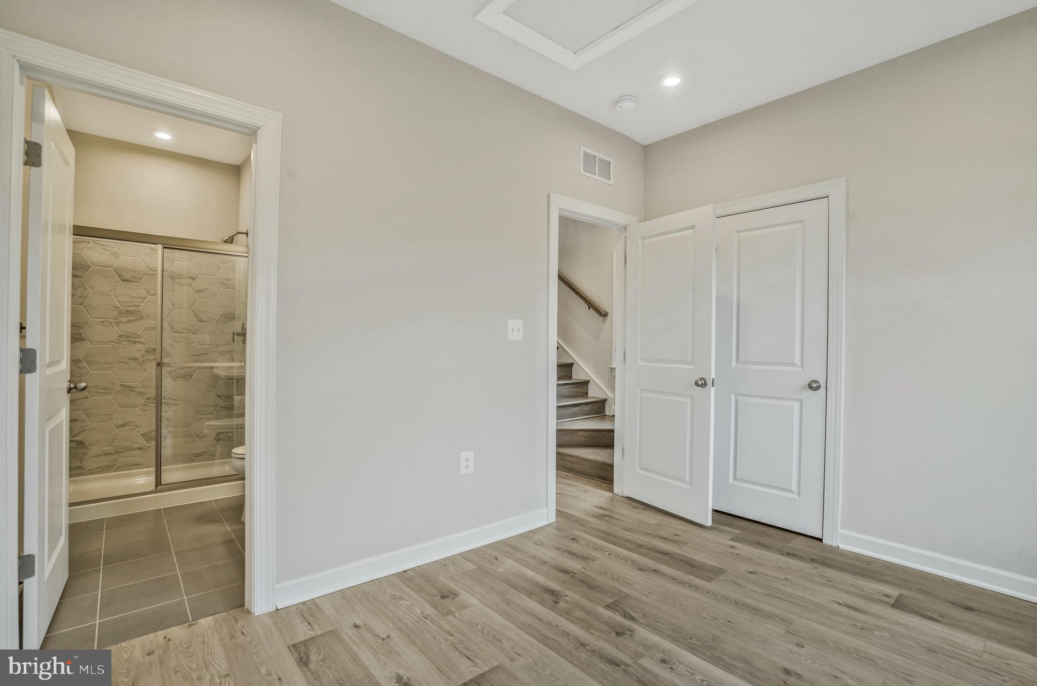 NORTH HILL - Residential Lease