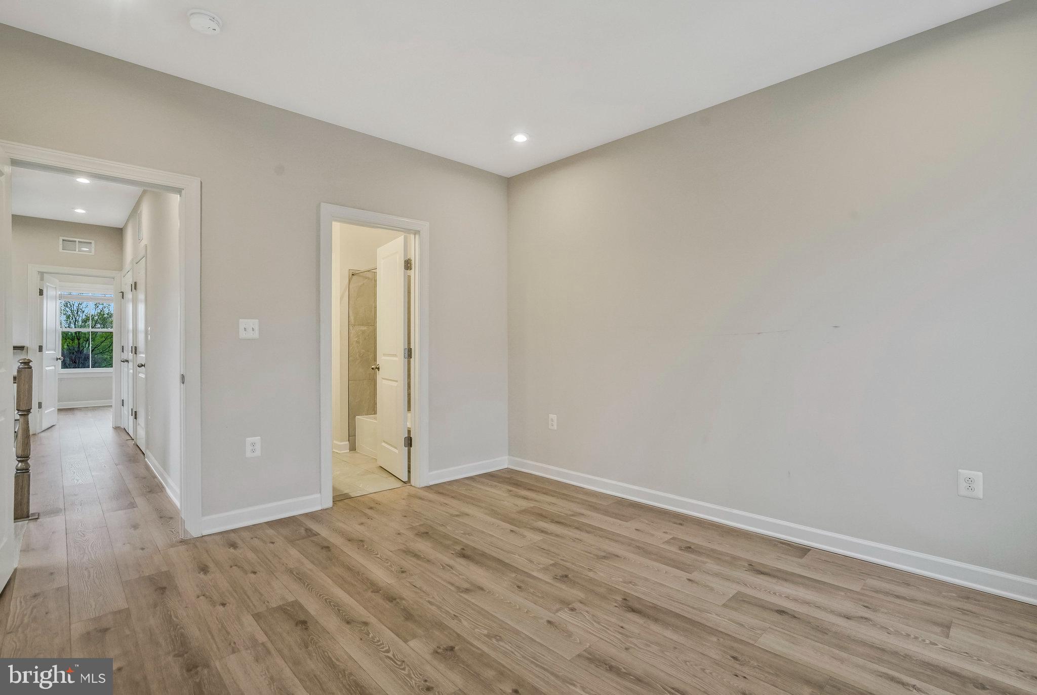 NORTH HILL - Residential Lease