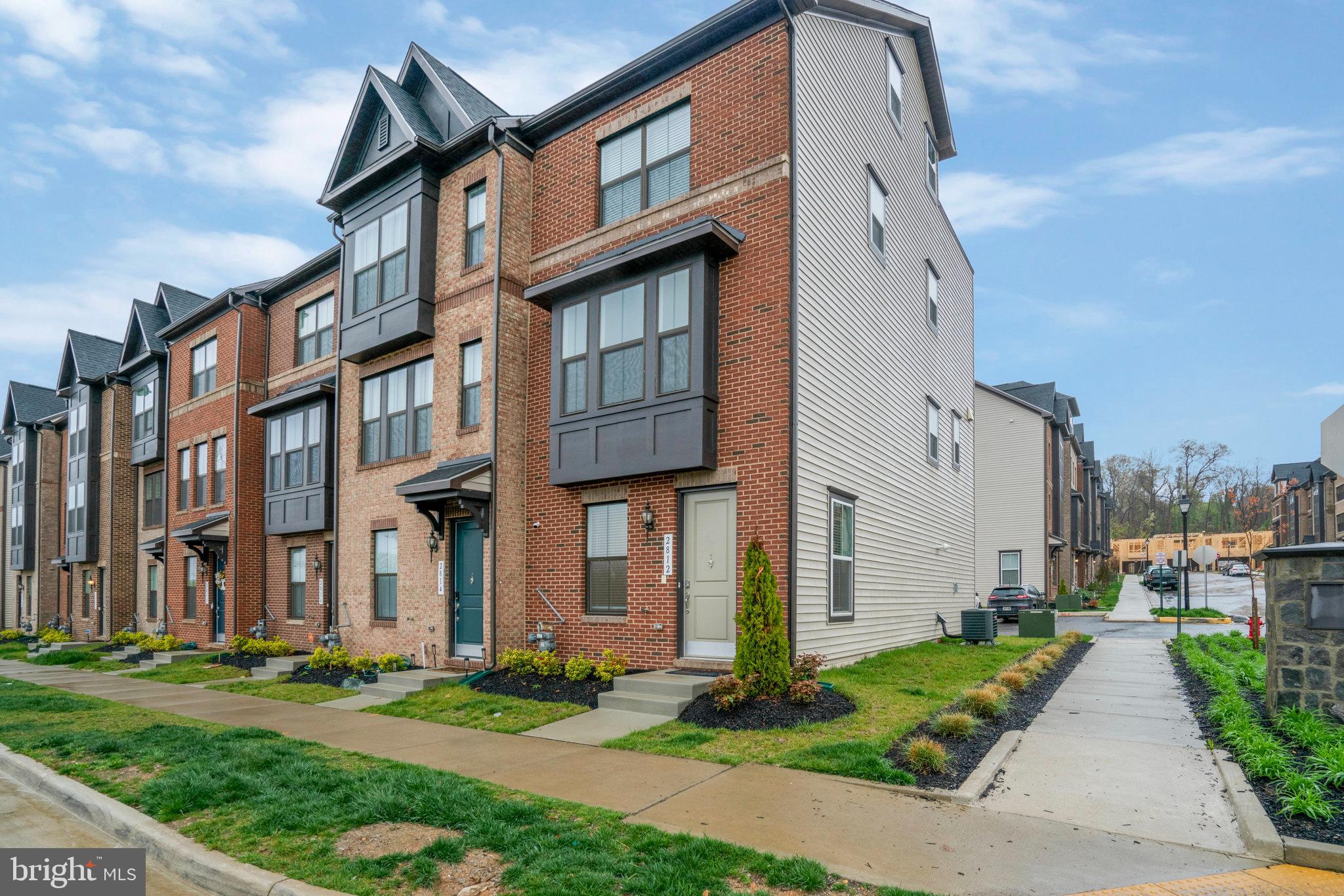 NORTH HILL - Residential Lease