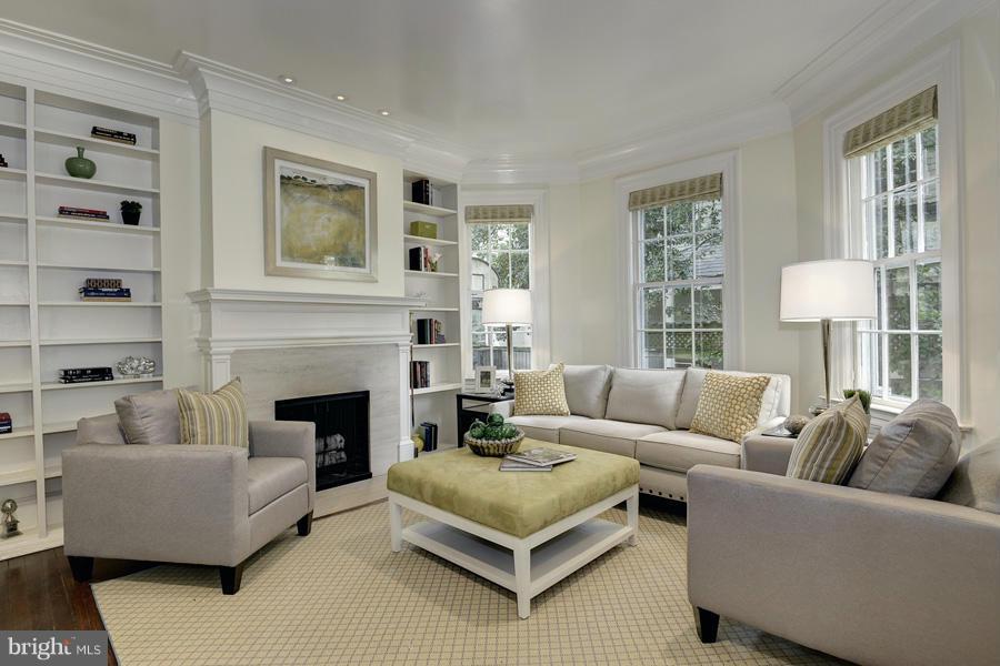 GEORGETOWN - Residential